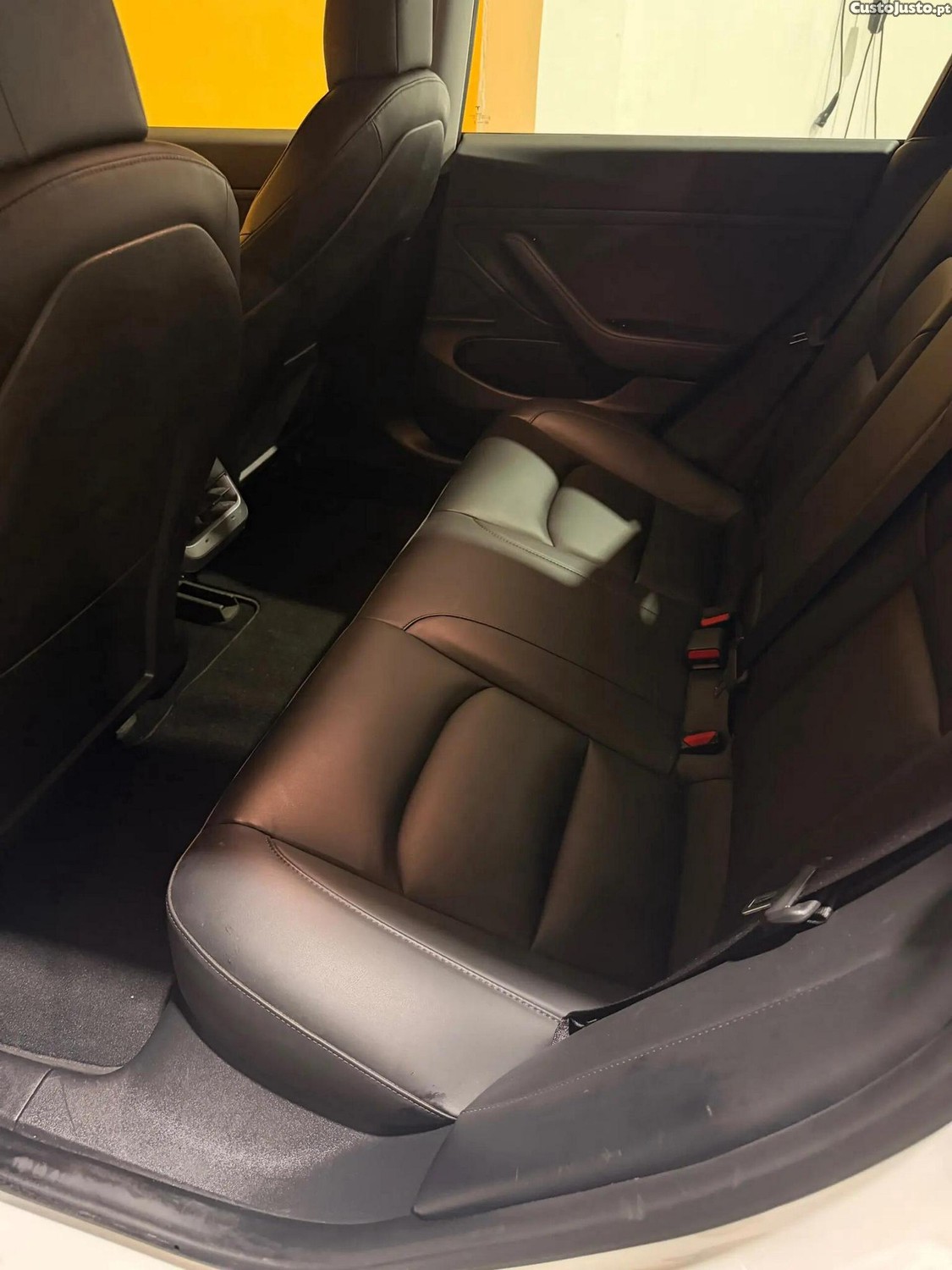 Tesla Model 3 Standard Range Plus RWD — fotografia 7