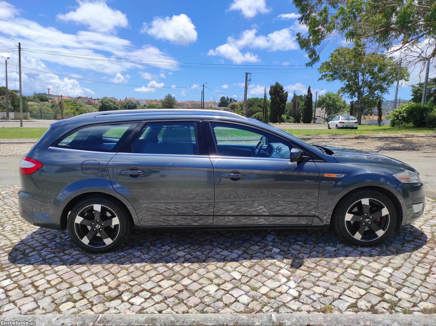 Ford Mondeo SW 1.8 TDCI Titanium — fotografia 13