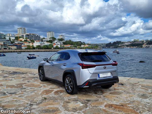 Lexus NX UX 250h Sport - 23 foto 5