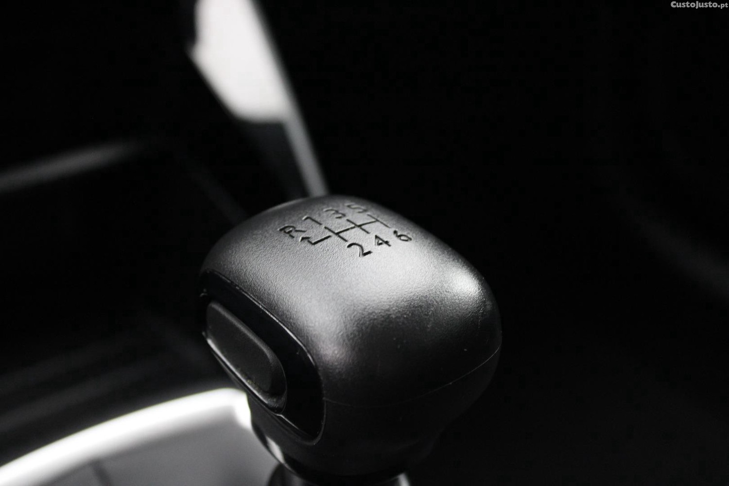 Peugeot 208 1.5 BHDI ACTIVE PACK — fotografia 13