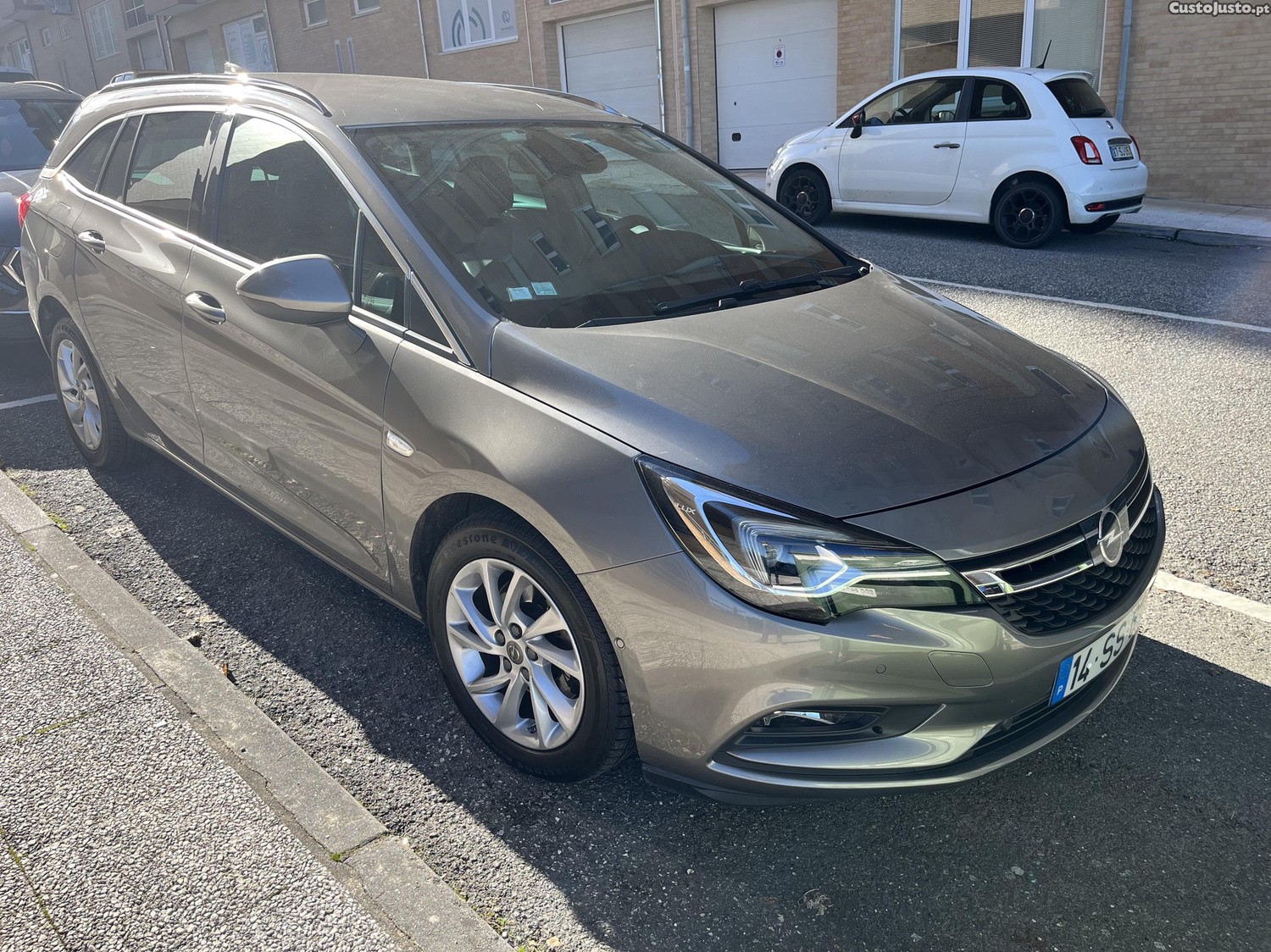 Opel Astra Astra Sports Tourer - 17 foto 2