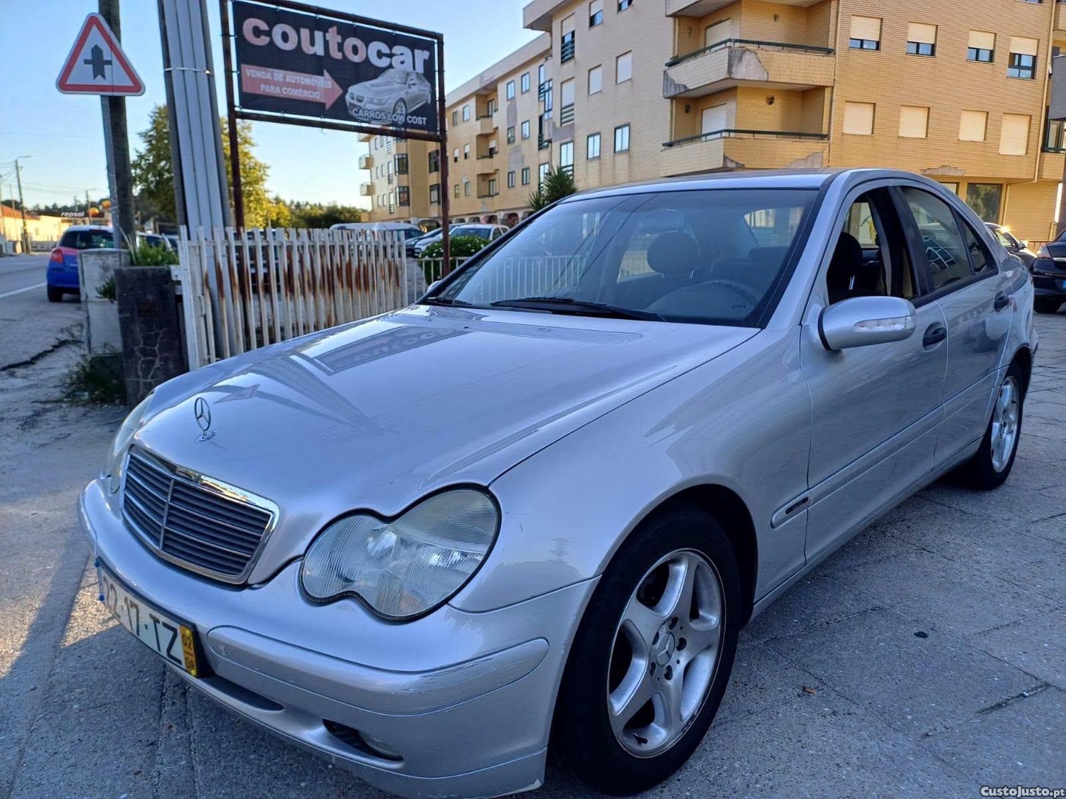Mercedes-Benz C 180 KOMPRESSOR 1 DONO  NACIONAL  LIVRO REVISOES — photo 2