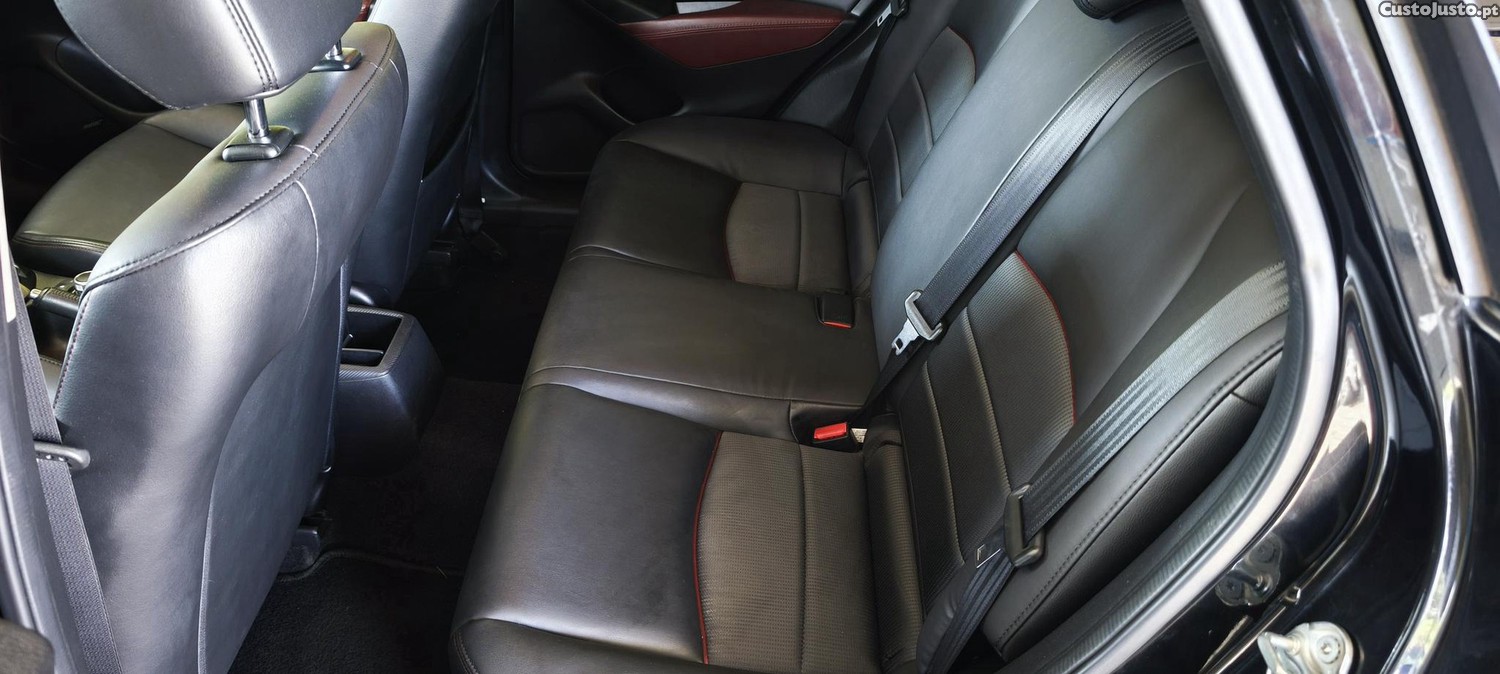 Mazda CX-3 1.5 SKY-ACTIV — fotografia 11