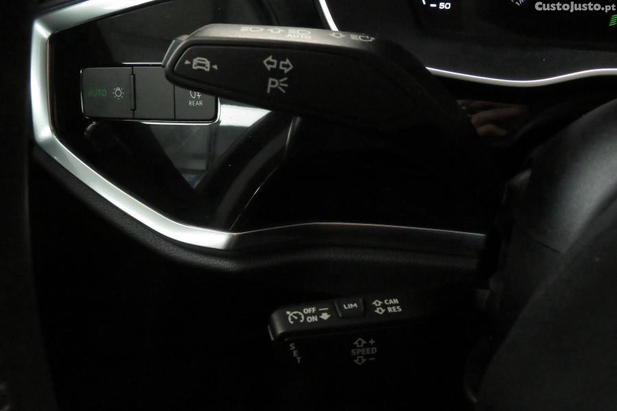 Audi Q3 35 TFSI Advanced — fotografia 18