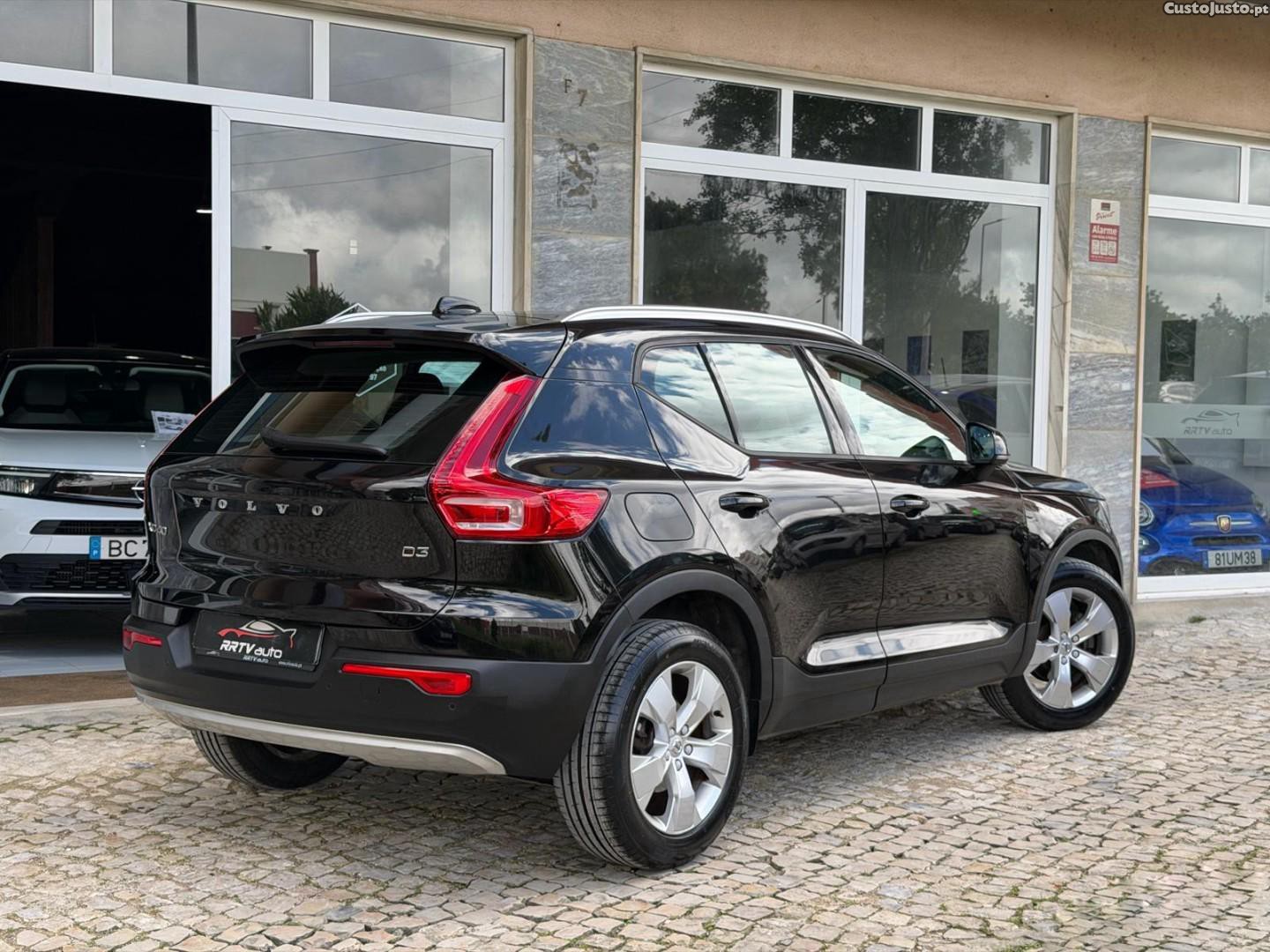 Volvo XC 40 2.0 D3 Momentum Plus — fotografia 15