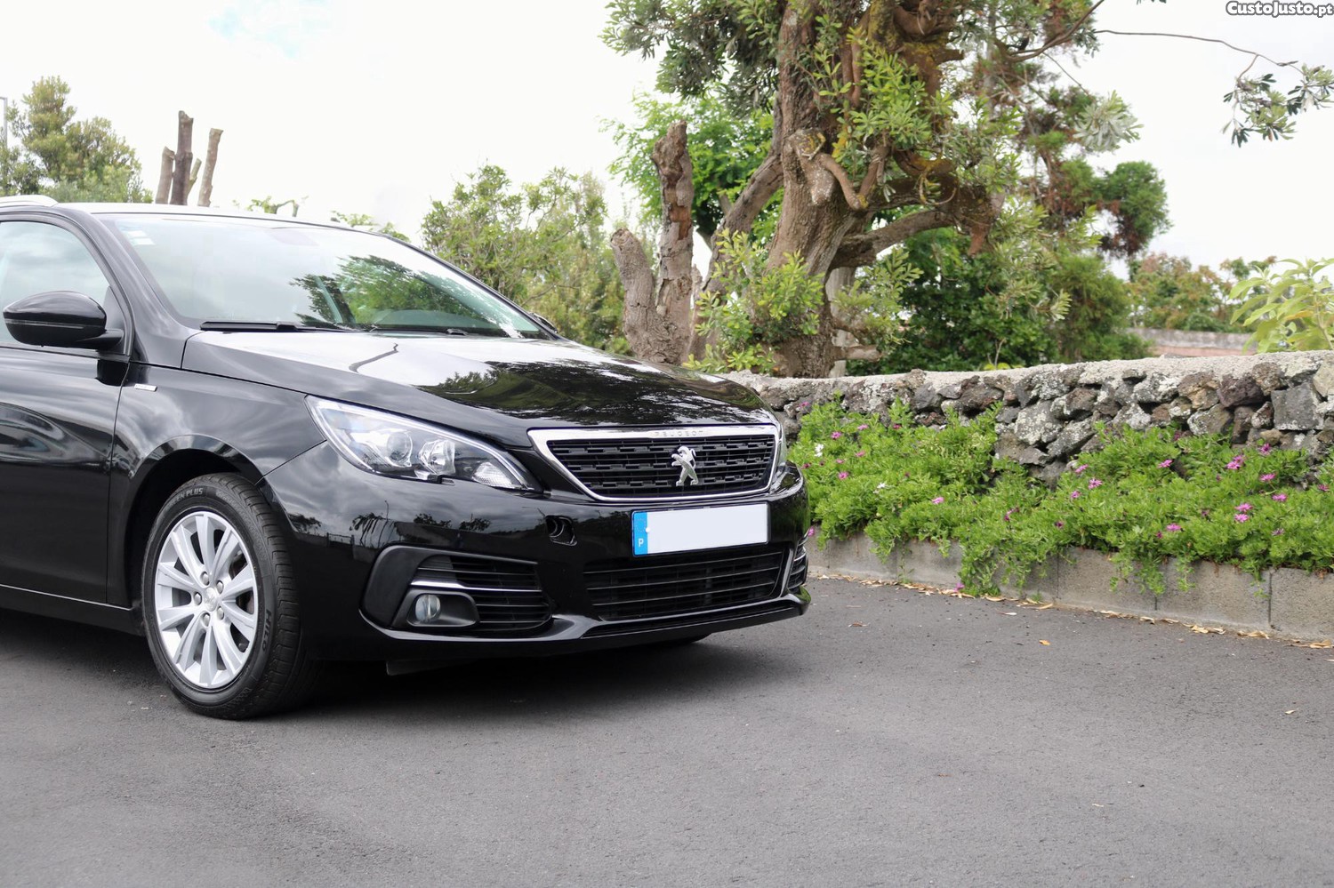 Peugeot 308 Style 1.5 BlueHDi 131CV - 19 foto 2
