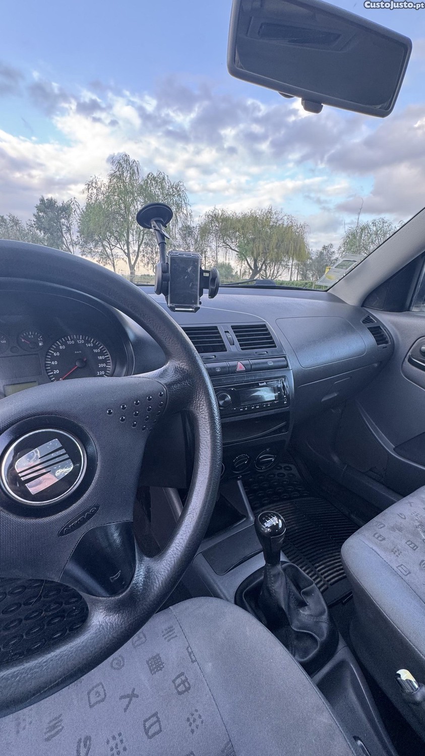 SEAT Ibiza 6k2 — fotografia 5