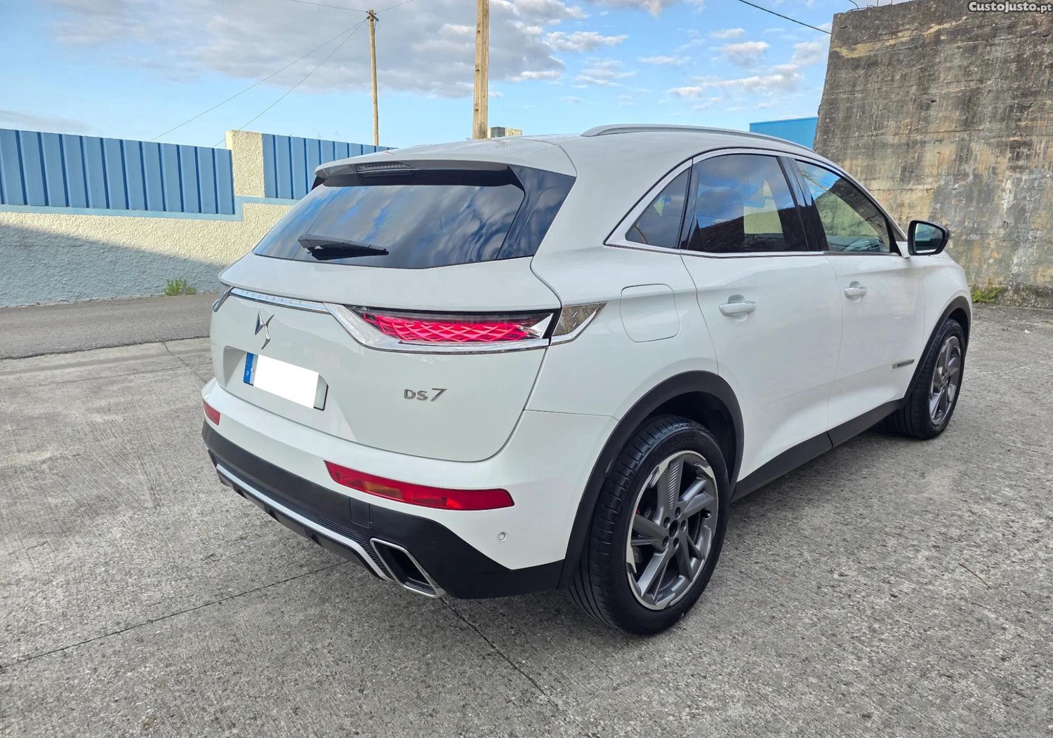 DS 7 7 Crossback 2.0 BlueHDi So Chic Opera EAT8 — fotografia 9