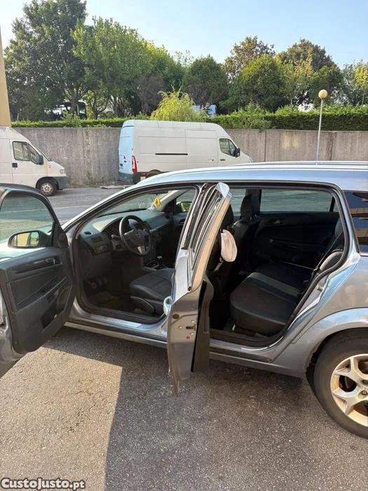 Opel Astra ( Station Wagon) — fotografia 5