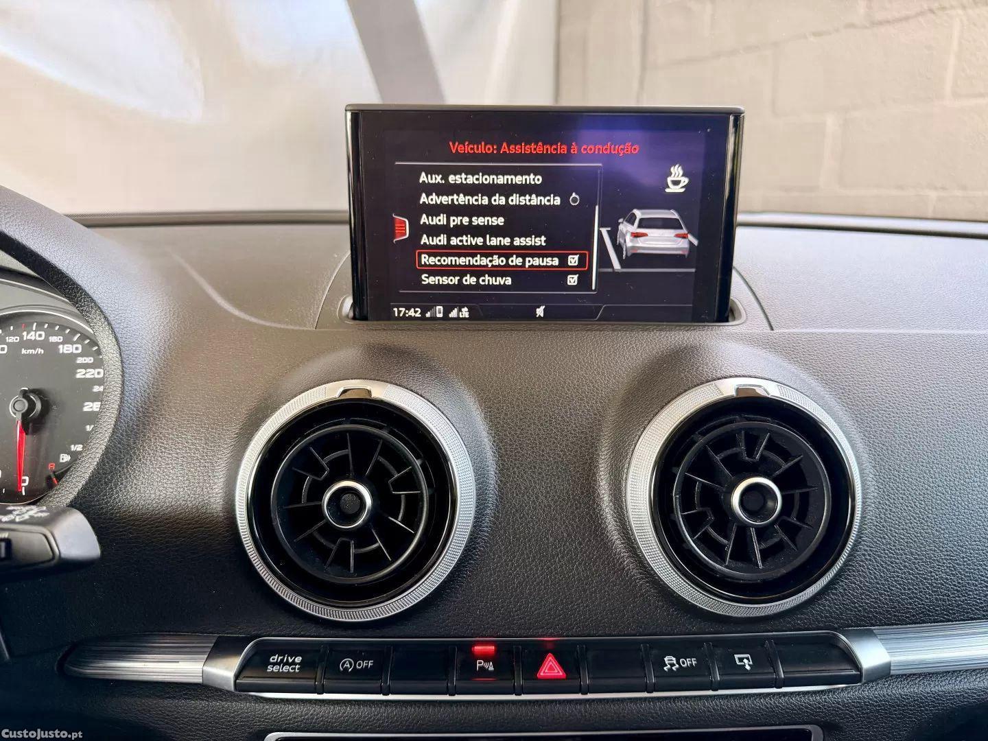 Audi A3 2.0 tdi s tronic s line sport pack — fotografia 13