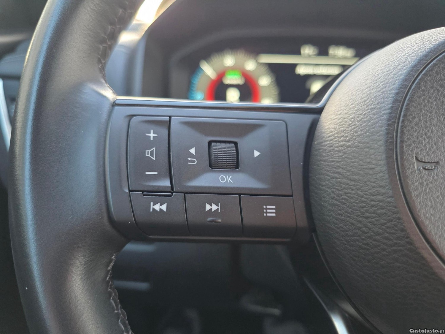 Nissan Qashqai 1.5 e-Power N-Connecta LED+SKY — fotografia 14