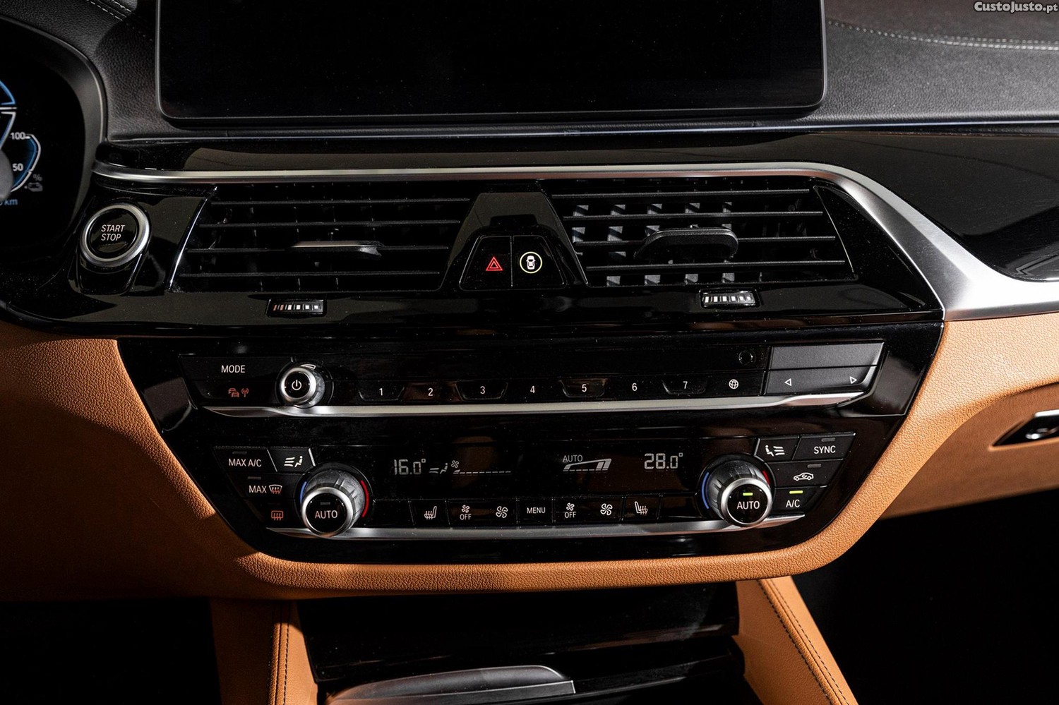 BMW 520 e Line Luxury — fotografia 10