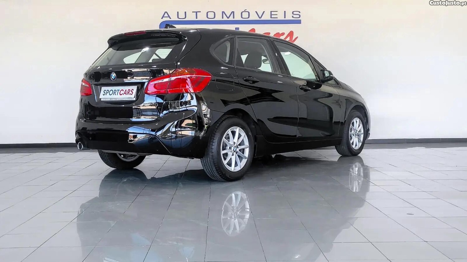 BMW 216 Active Tourer d Advantage — fotografia 20