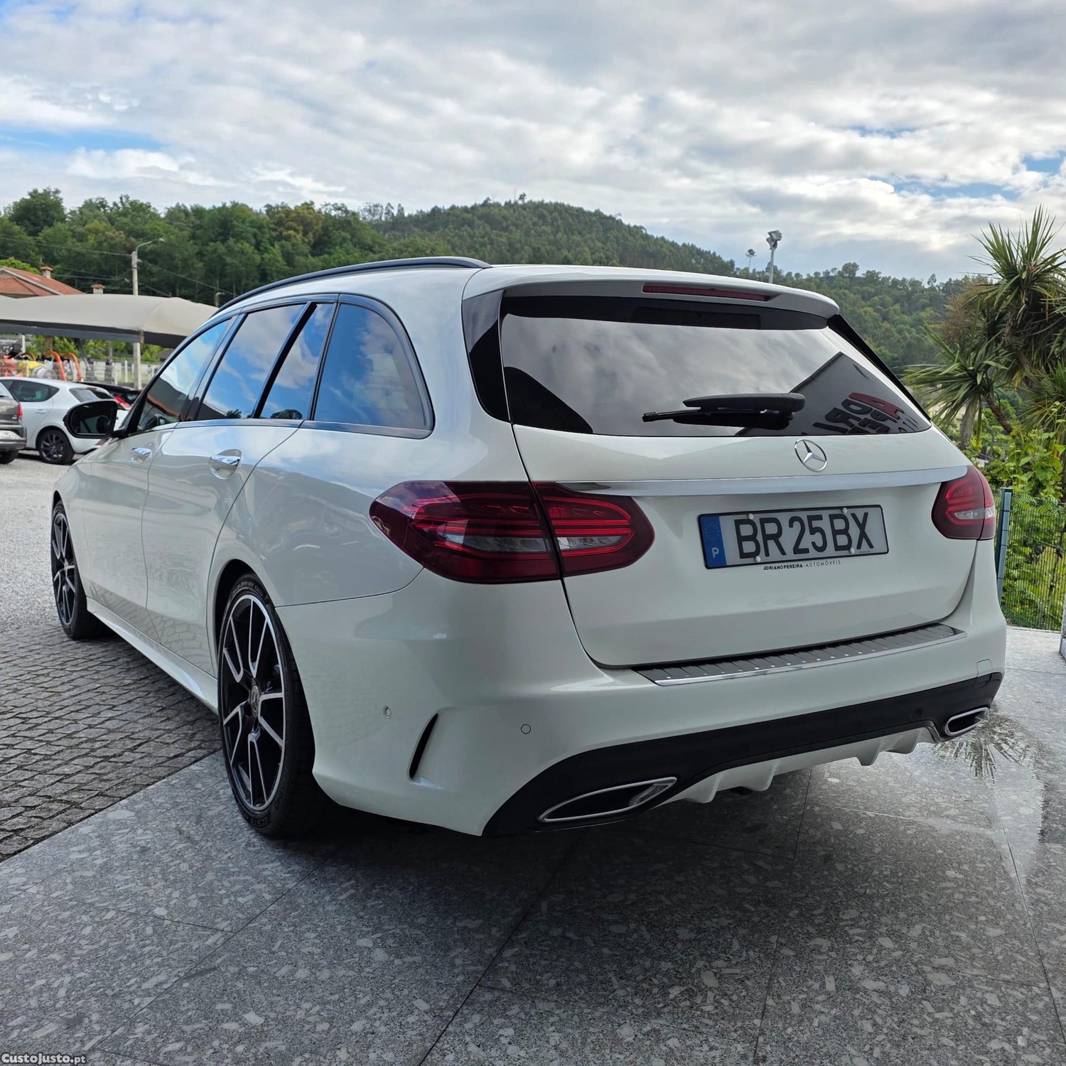Mercedes-Benz C 220 d AMG Line - 19 foto 3