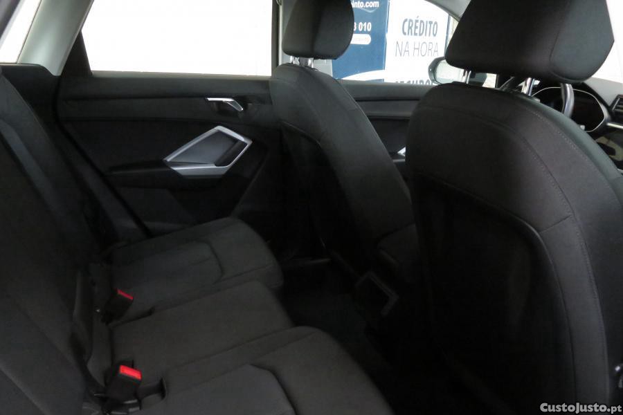 Audi Q3 35 TFSI Advanced — fotografia 7