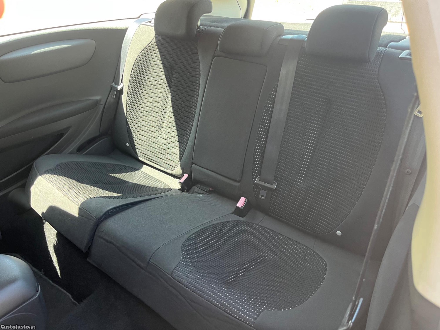 Citroën C4 Coupe- Nacional — fotografia 2