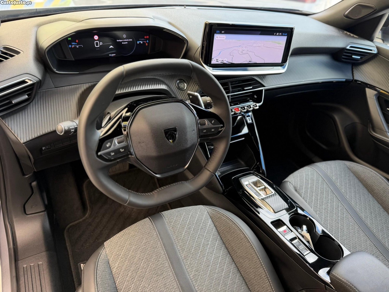 Peugeot 2008 1.2 PureTech Allure EAT8 — fotografia 14