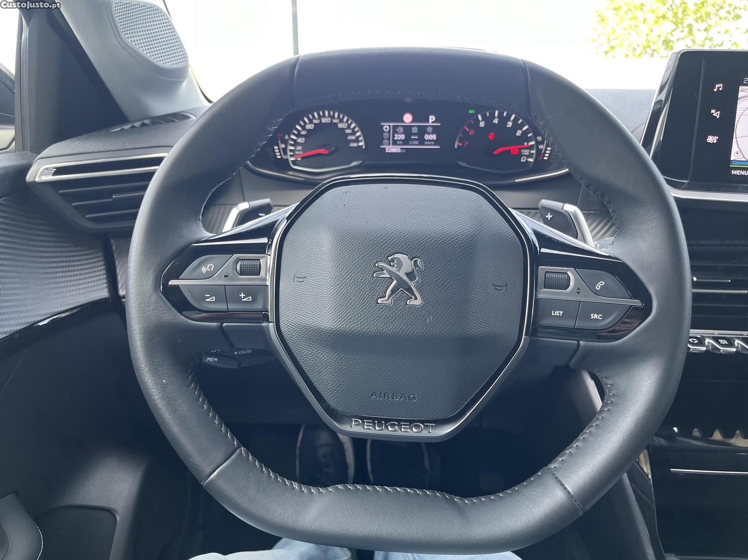 Peugeot 208 1.2 Allure Caixa Automática — fotografia 5