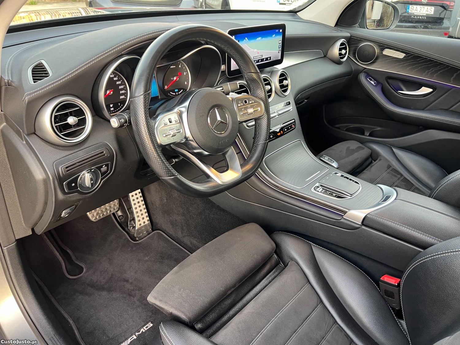 Mercedes-Benz GLC 300 AMG — fotografia 12