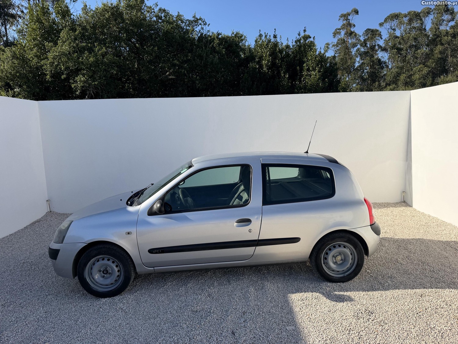 Renault Clio 1,5 Dci — fotografia 4