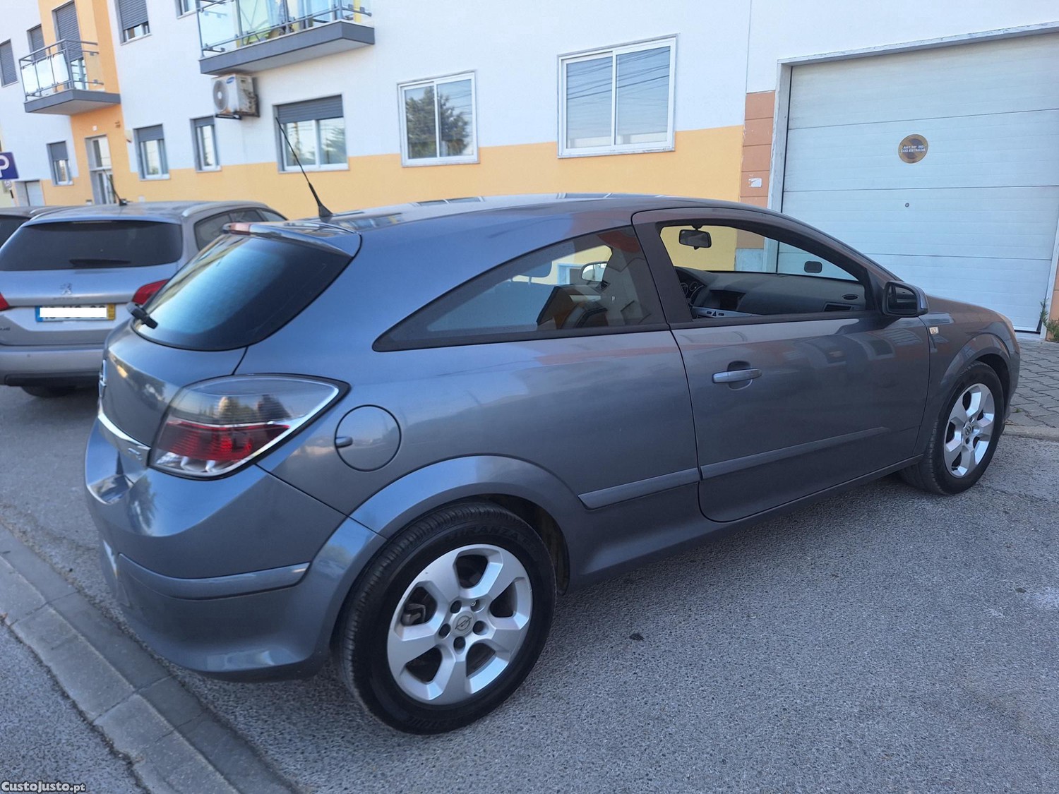 Opel Astra 1700 CDTI — fotografia 6