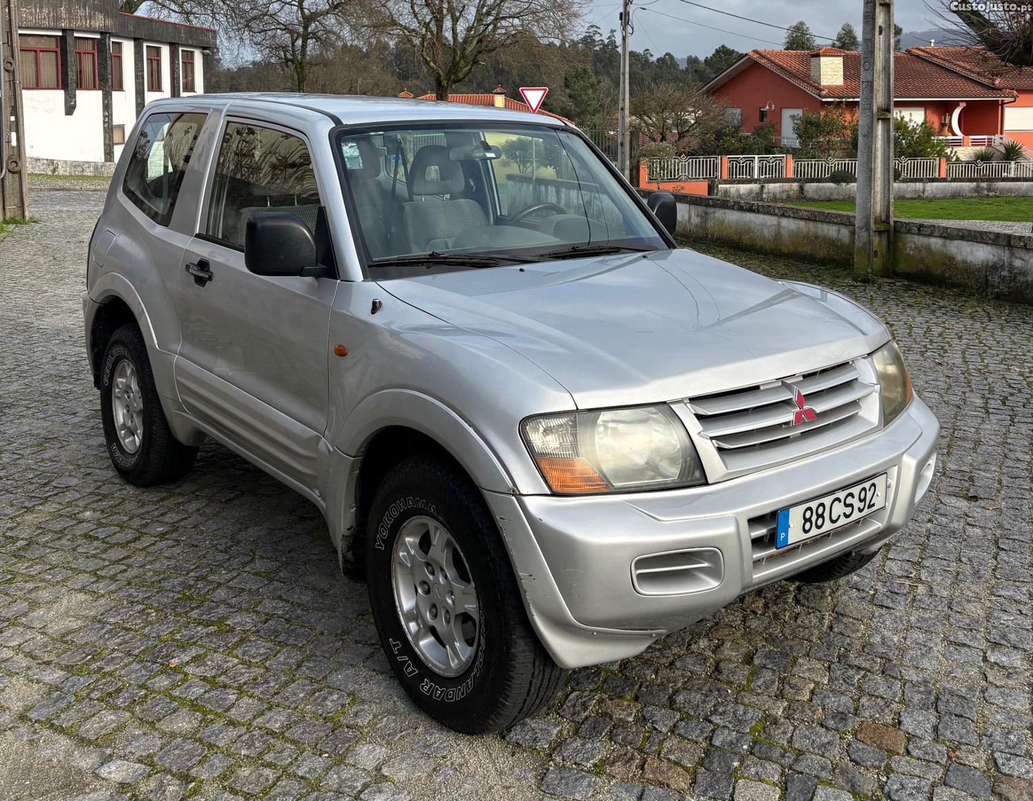 Mitsubishi Pajero GLS 3.2 DiD 165cv — fotografia 19
