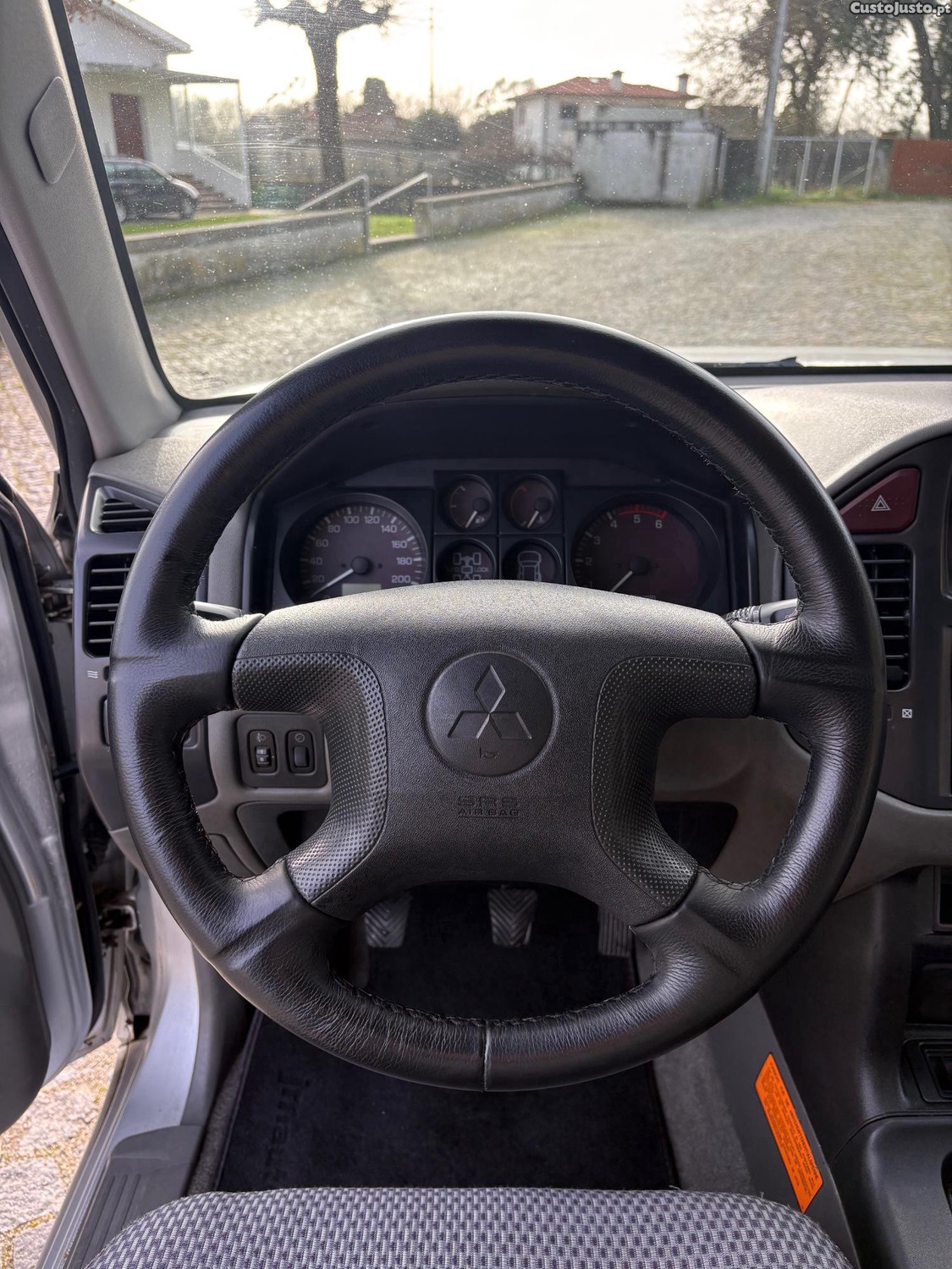 Mitsubishi Pajero GLS 3.2 DiD 165cv — fotografia 8
