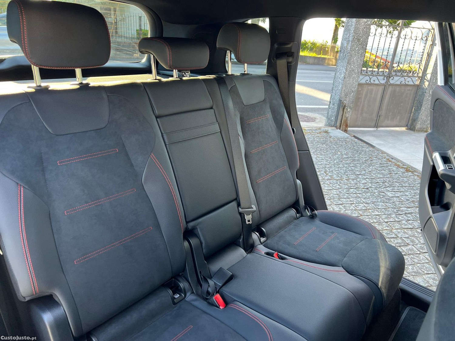 Mercedes-Benz EQB 4Matic AMG Line — fotografia 8