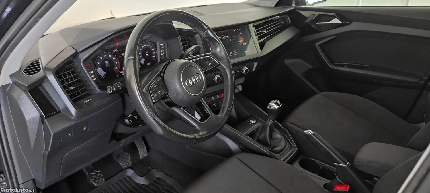 Audi A1 25 TFSI — fotografia 16