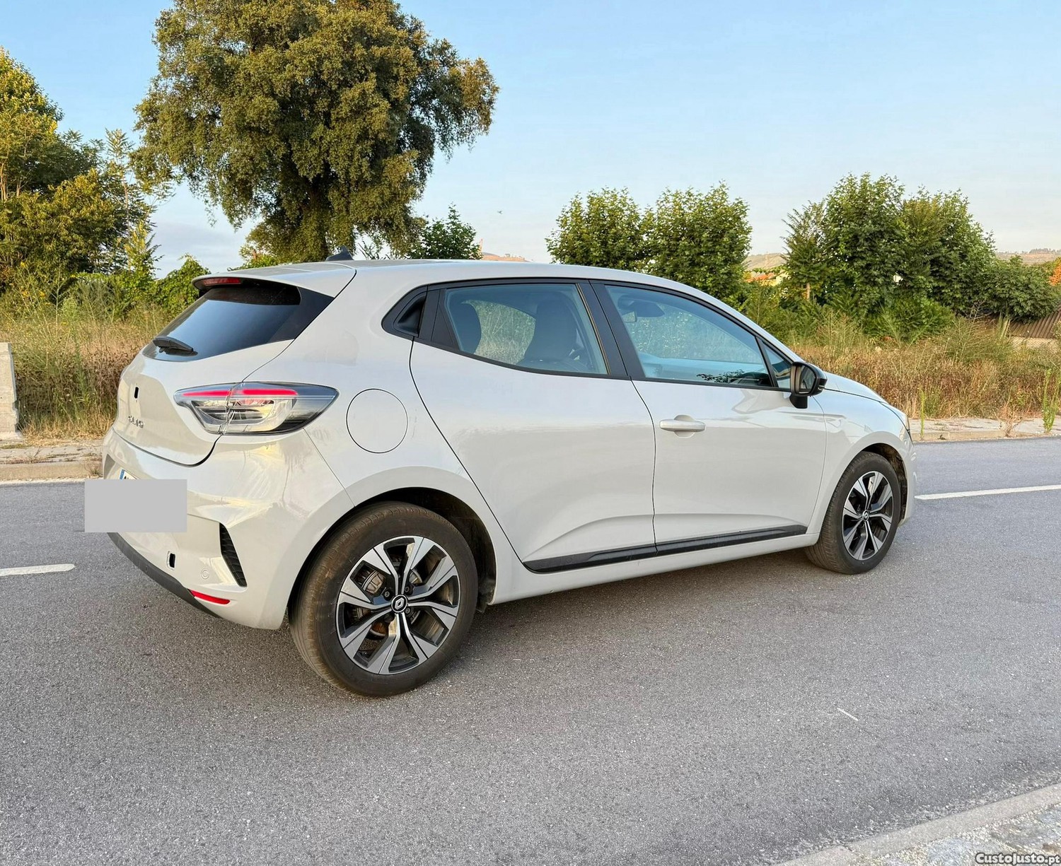 Renault Clio 1.5 Blue dCi Evolution — fotografia 4