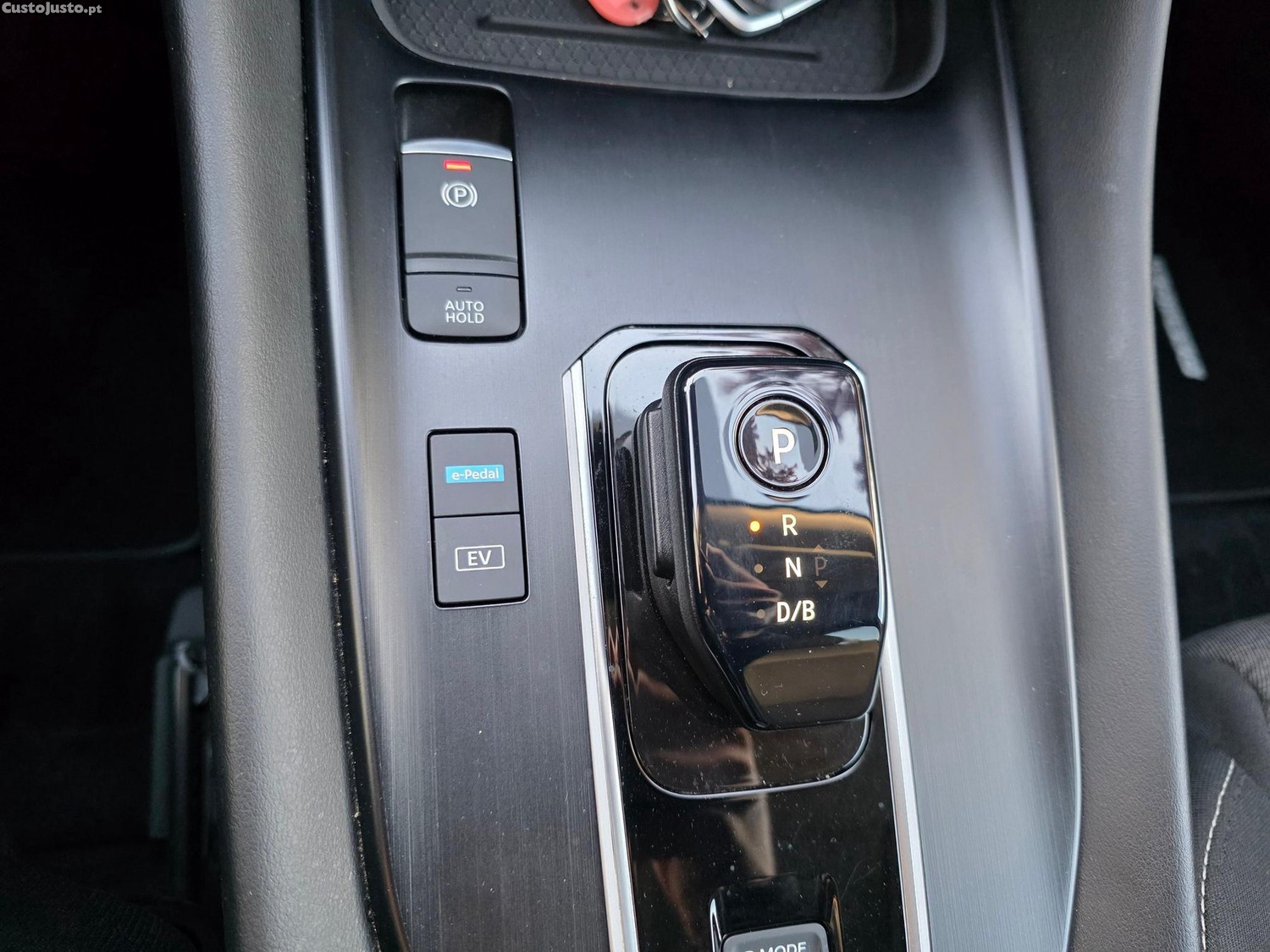 Nissan Qashqai 1.5 e-Power N-Connecta LED+SKY — fotografia 17