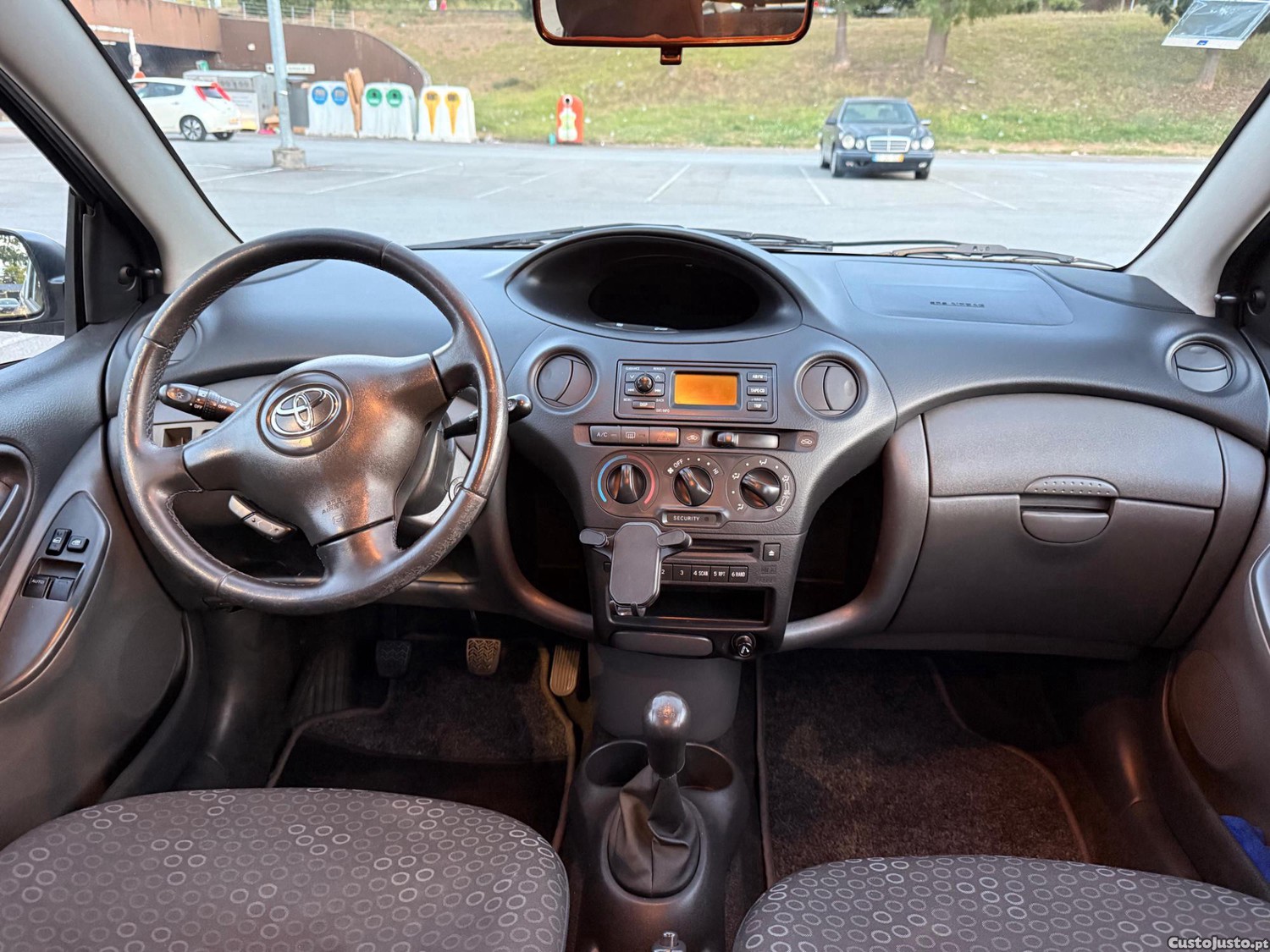 Toyota Yaris — fotografia 6