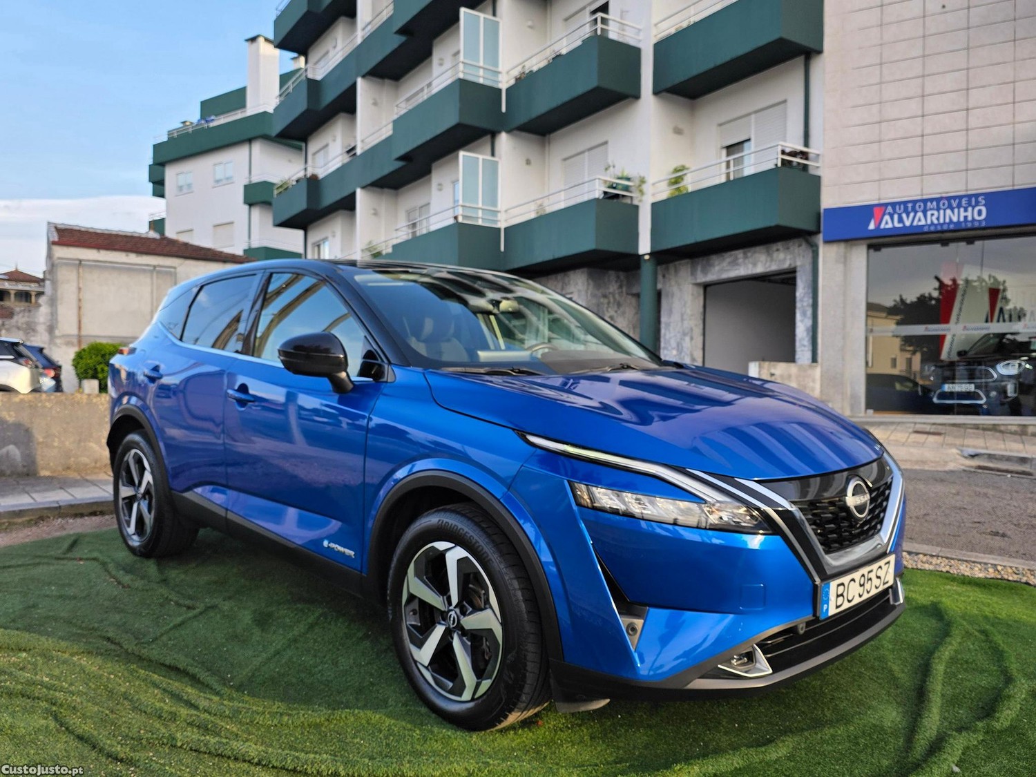 Nissan Qashqai 1.5 e-Power N-Connecta LED+SKY — fotografia 25