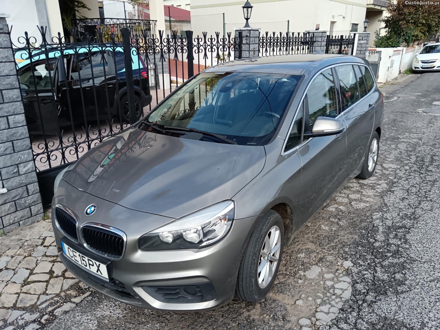 BMW 216 Active Tourer Carrinha — fotografia 3