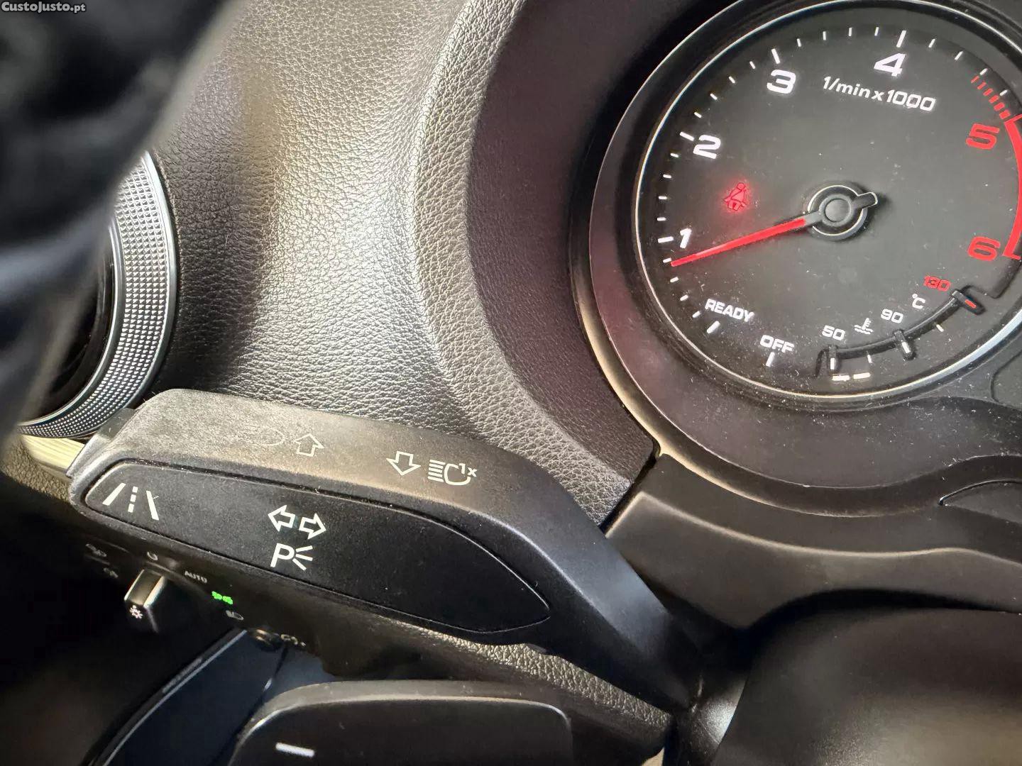 Audi A3 2.0 tdi s tronic s line sport pack — fotografia 6