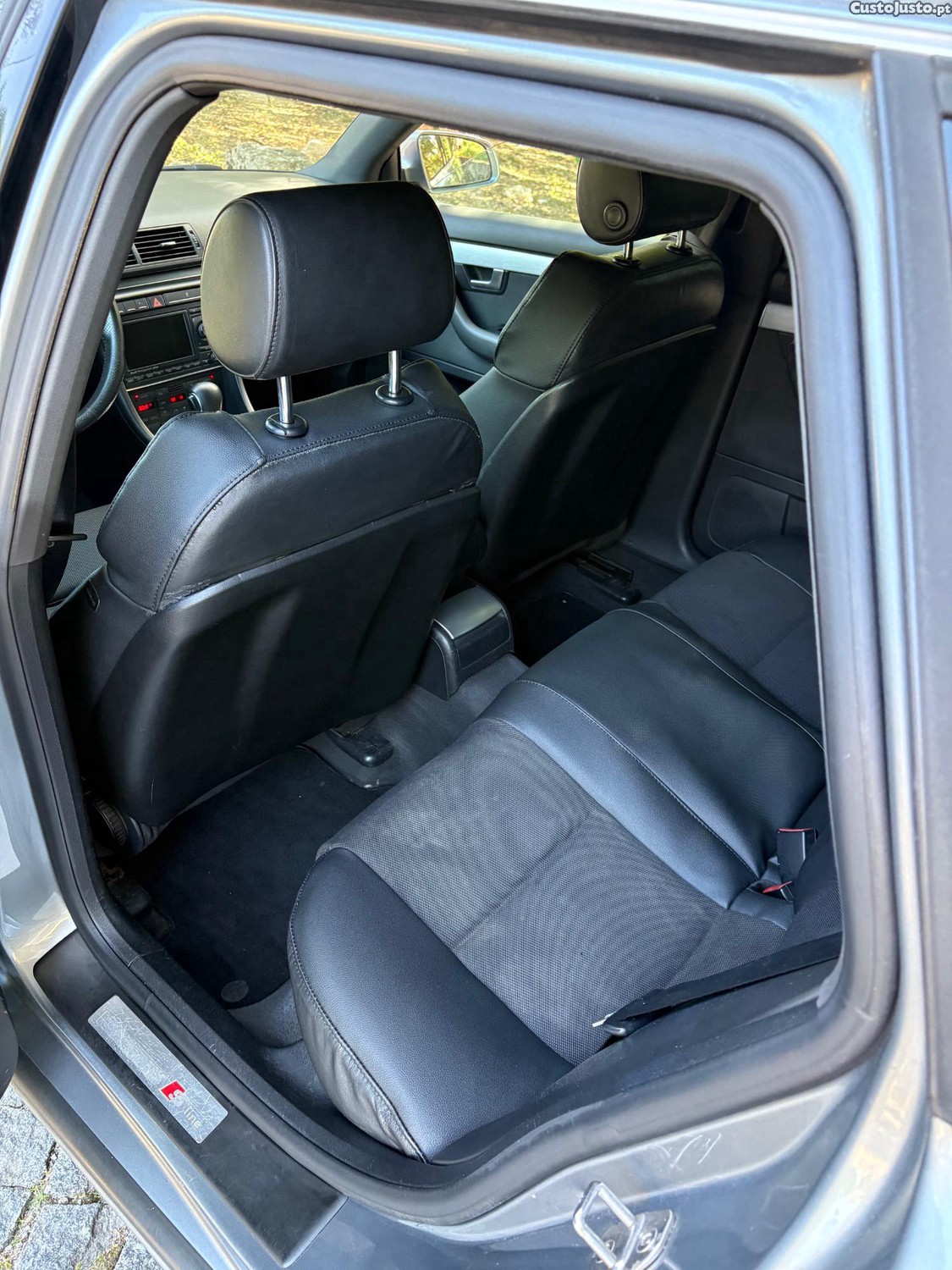 Audi A4 Sw S-Line Automática 2.0d 140cv — fotografia 12