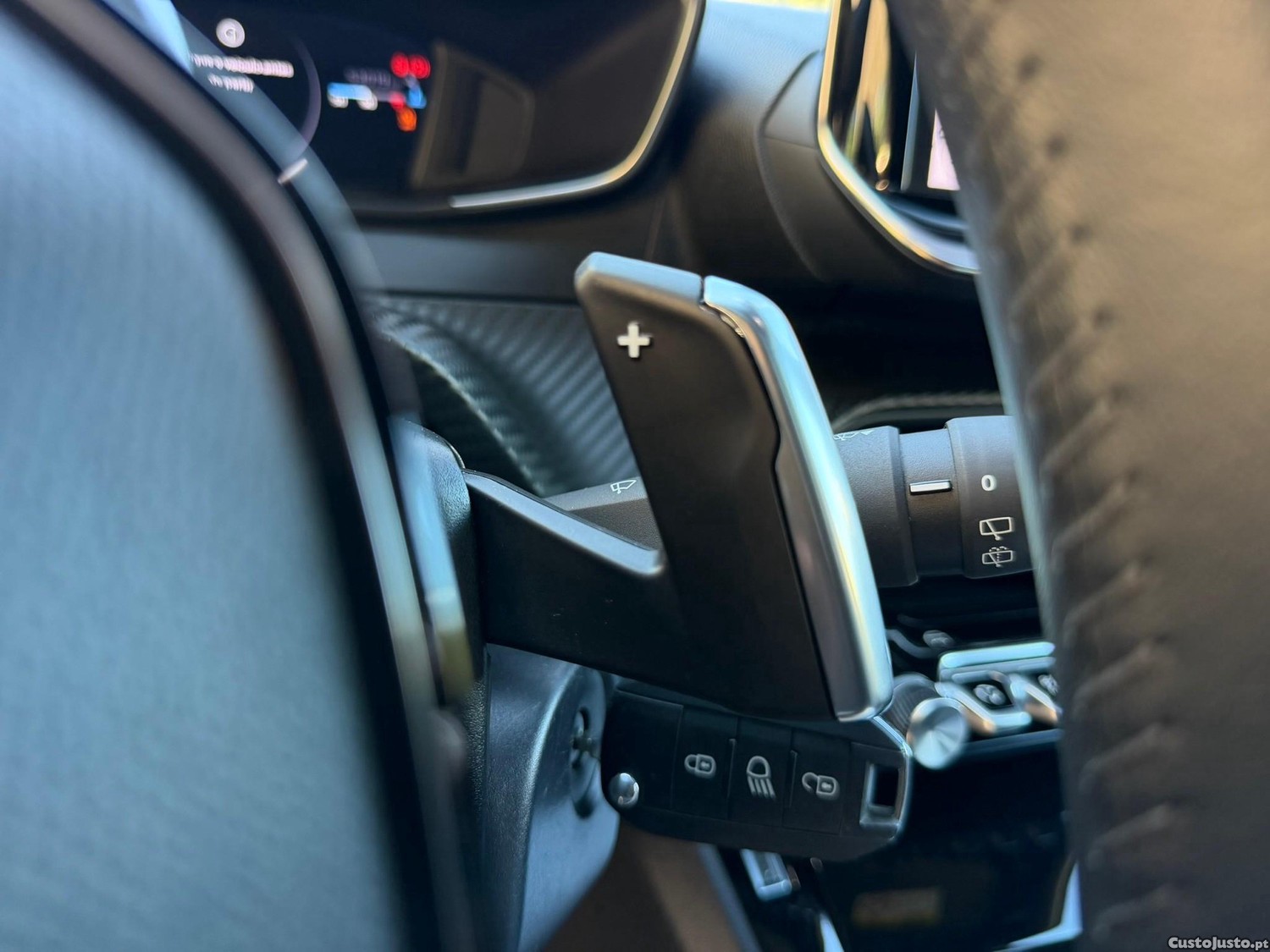 Peugeot 2008 1.2 PureTech Allure EAT8 — fotografia 8