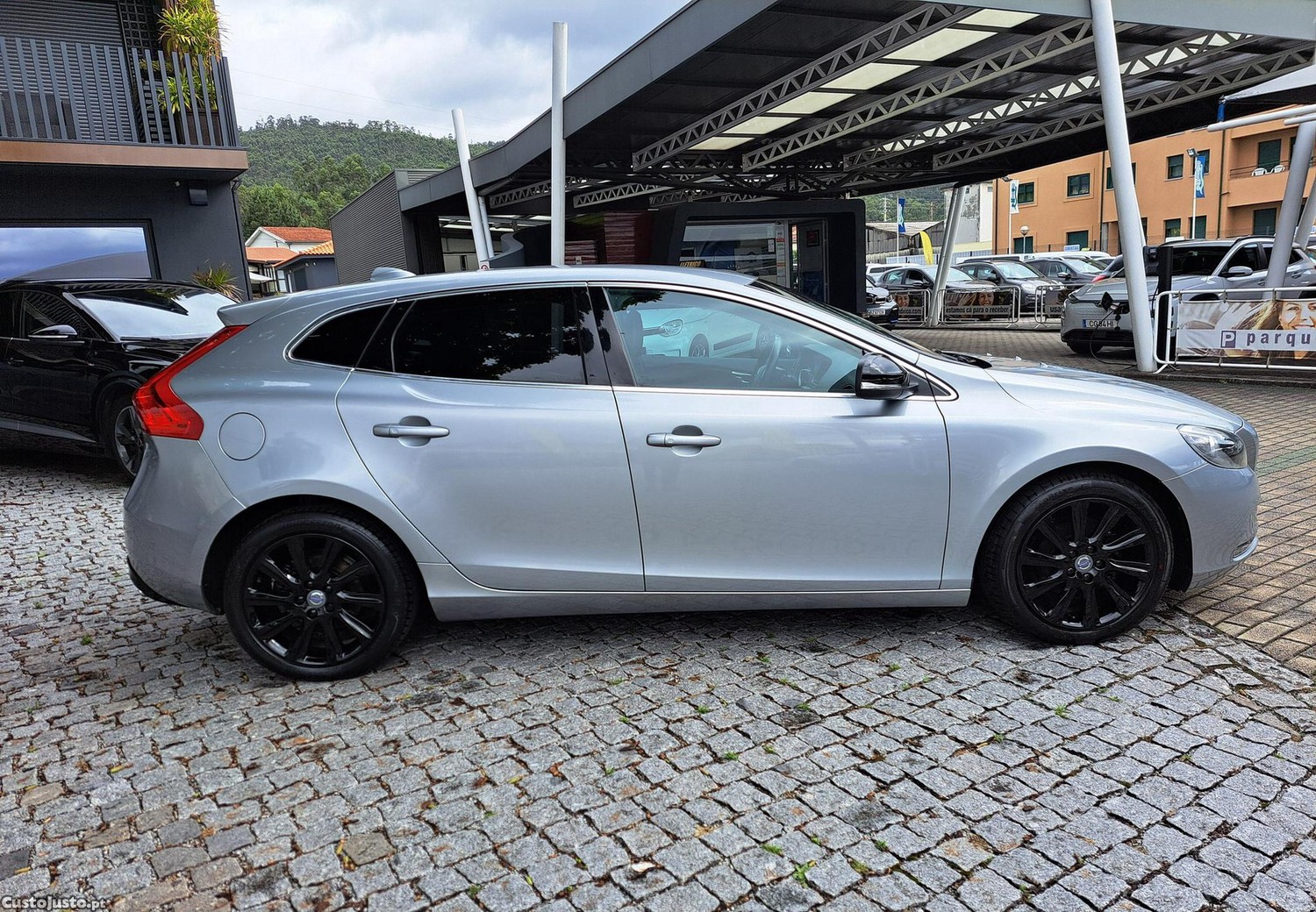 Volvo V40 2.0 D2 Momentum - 15 — photo 3