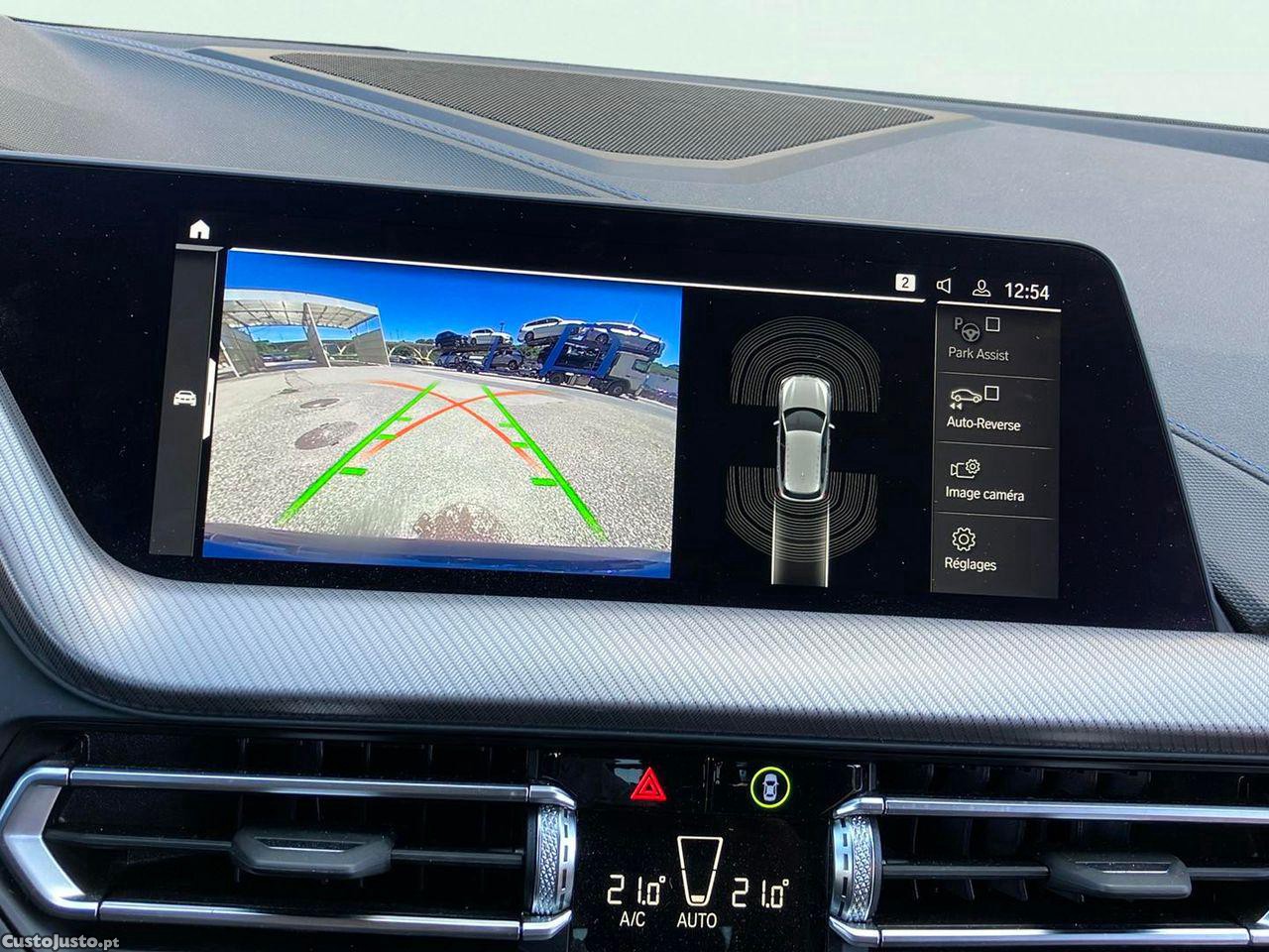 BMW 118 i Pack Desportivo M Auto — fotografia 10