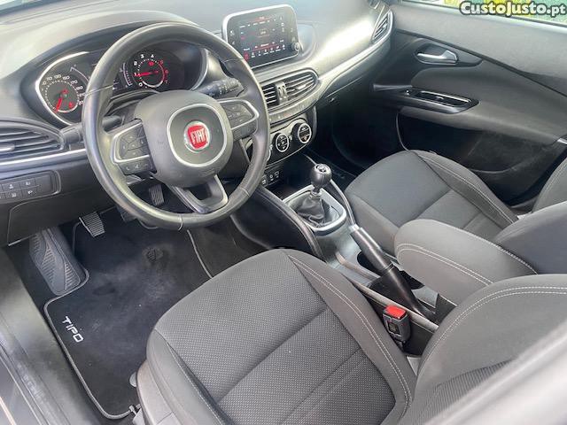 Fiat Tipo SW 1.6 M-JET Lounge 120 Cv — fotografia 5