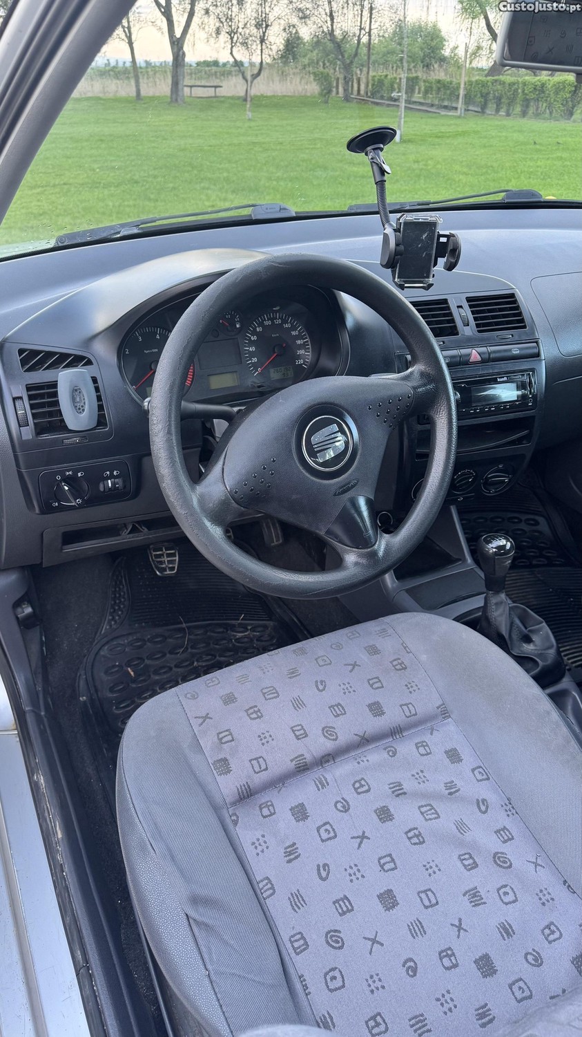 SEAT Ibiza 6k2 — fotografia 10