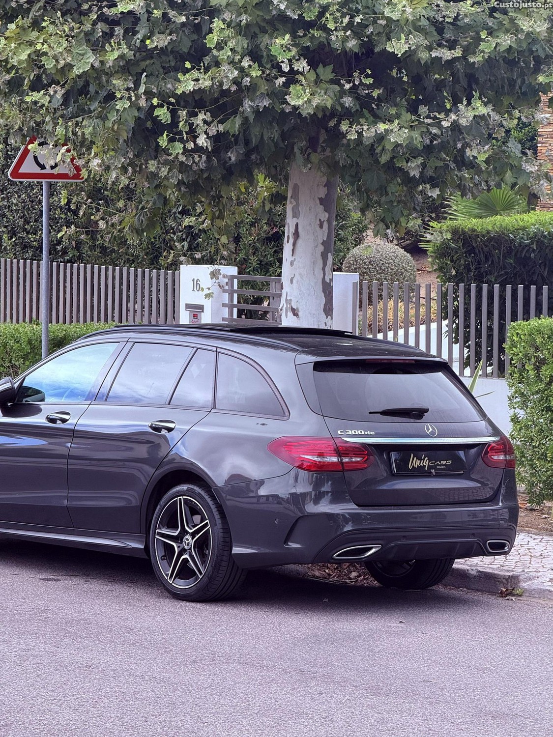 Mercedes-Benz C 300 Amg — fotografia 11