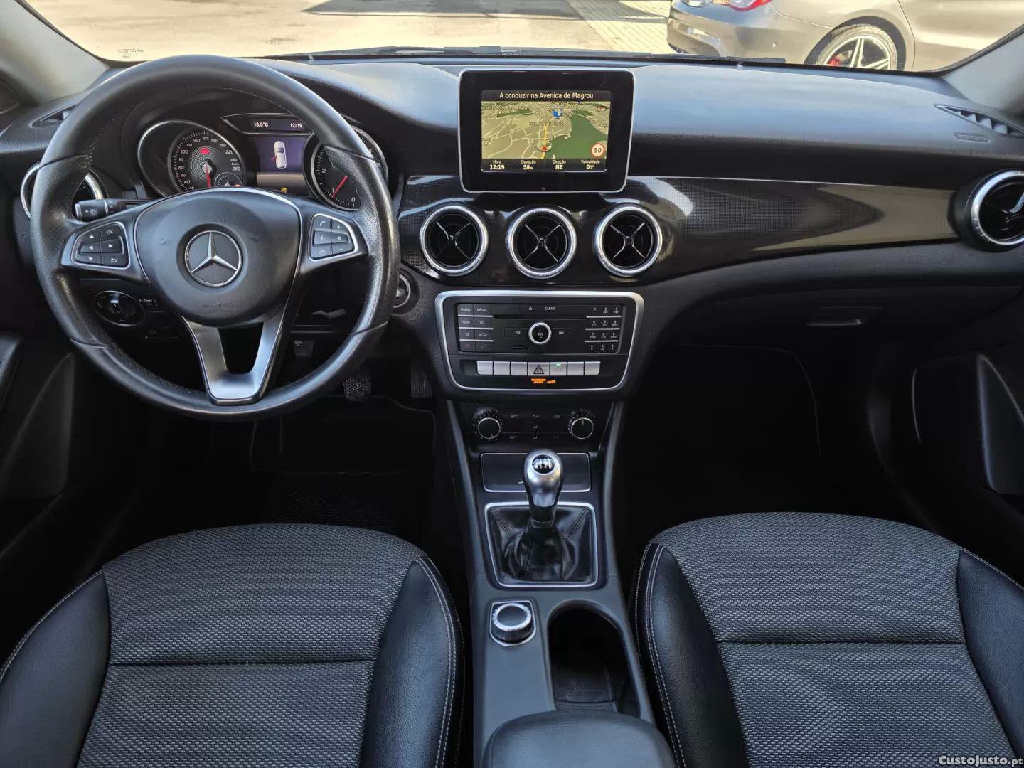 Mercedes-Benz CLA 180 D — fotografia 6