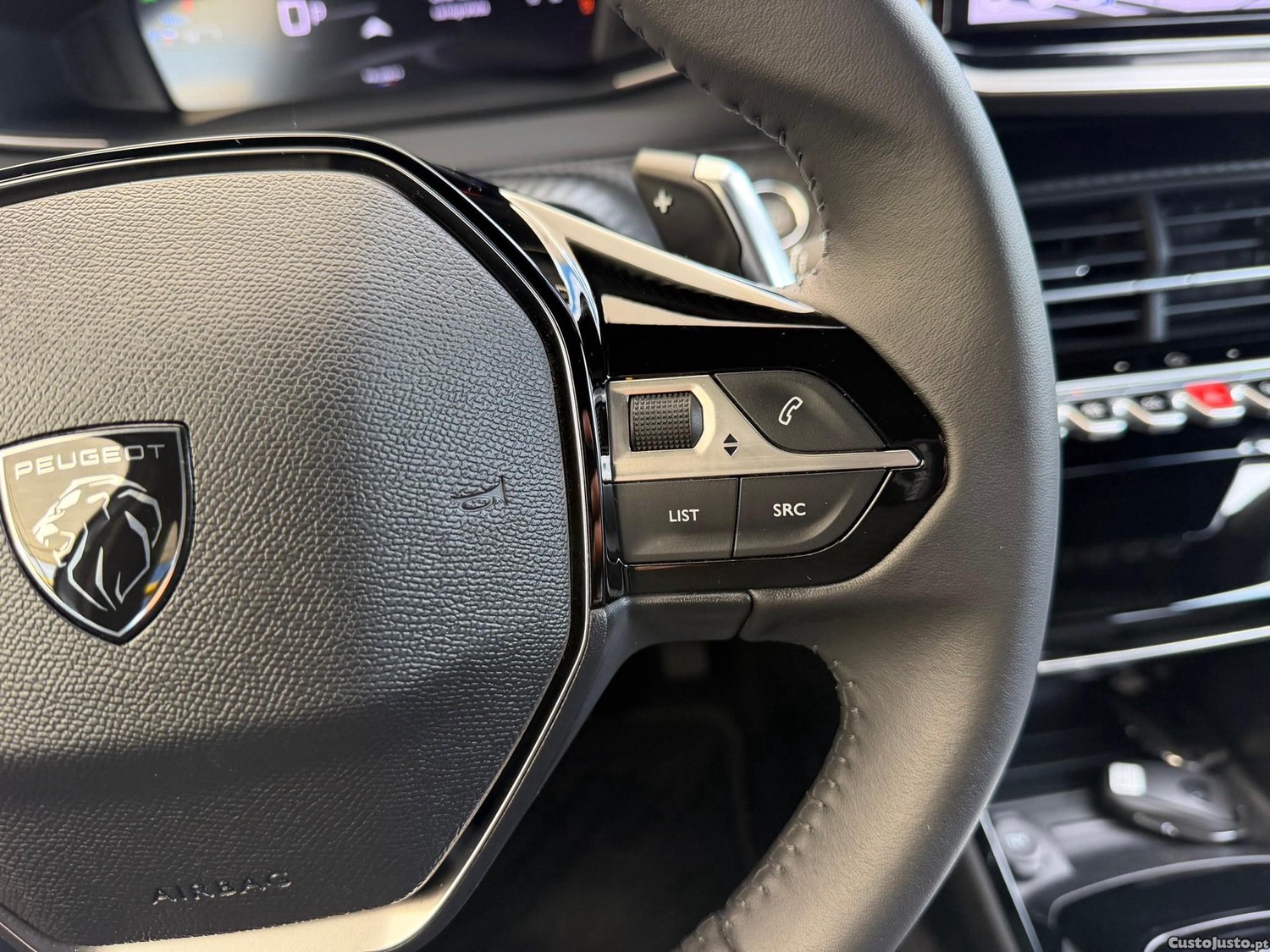 Peugeot 2008 1.2 PureTech Allure EAT8 — fotografia 6