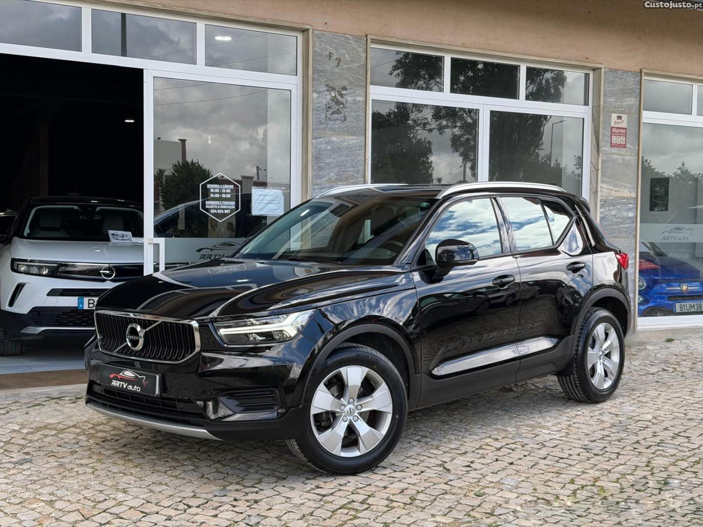 Volvo XC 40 2.0 D3 Momentum Plus — fotografia 18