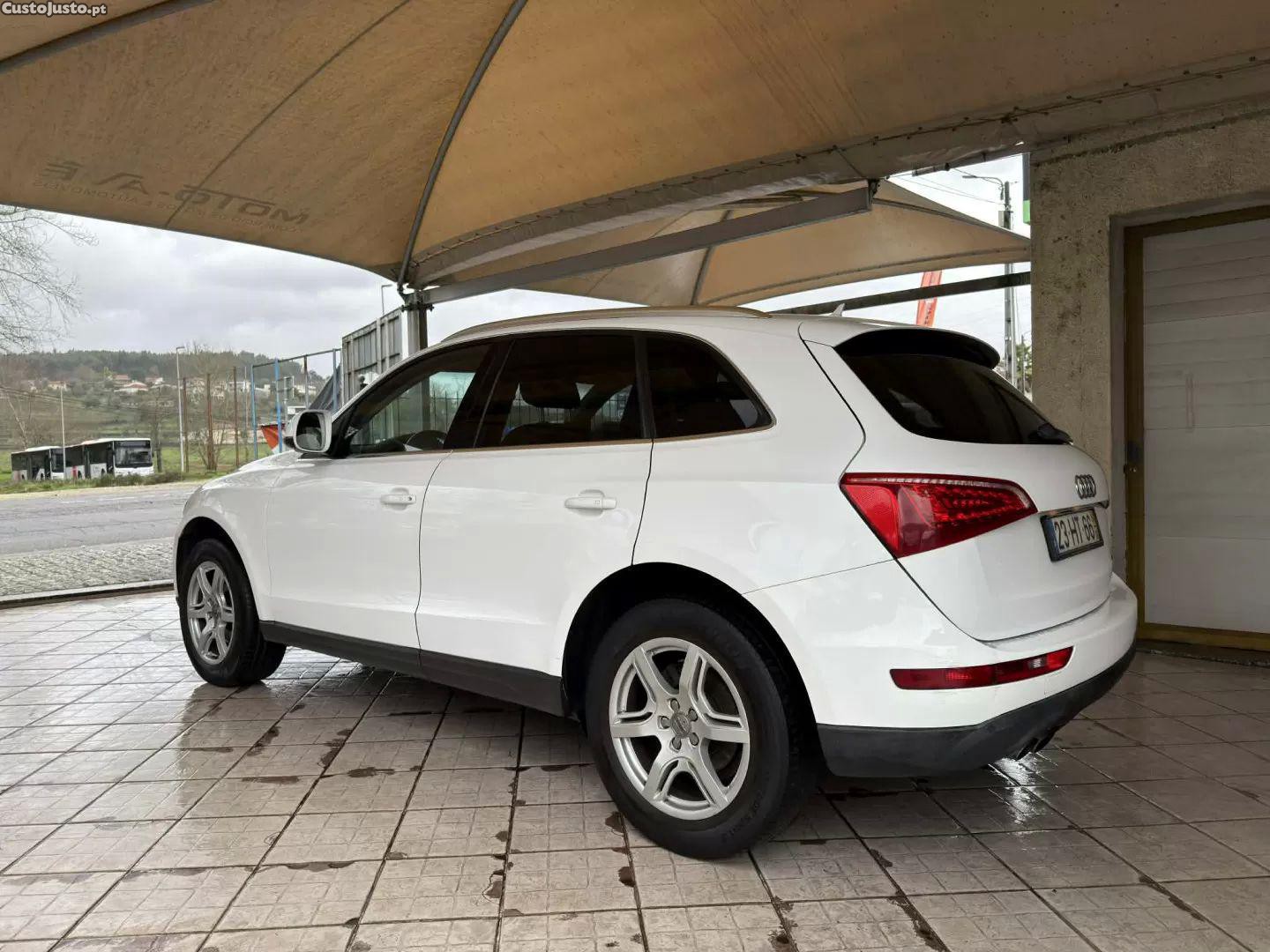 Audi Q5 2.0tdi quattro s-tronic - 09 foto 3