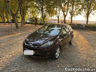 Ford Fiesta 1.4 TDCI — fotografia 8