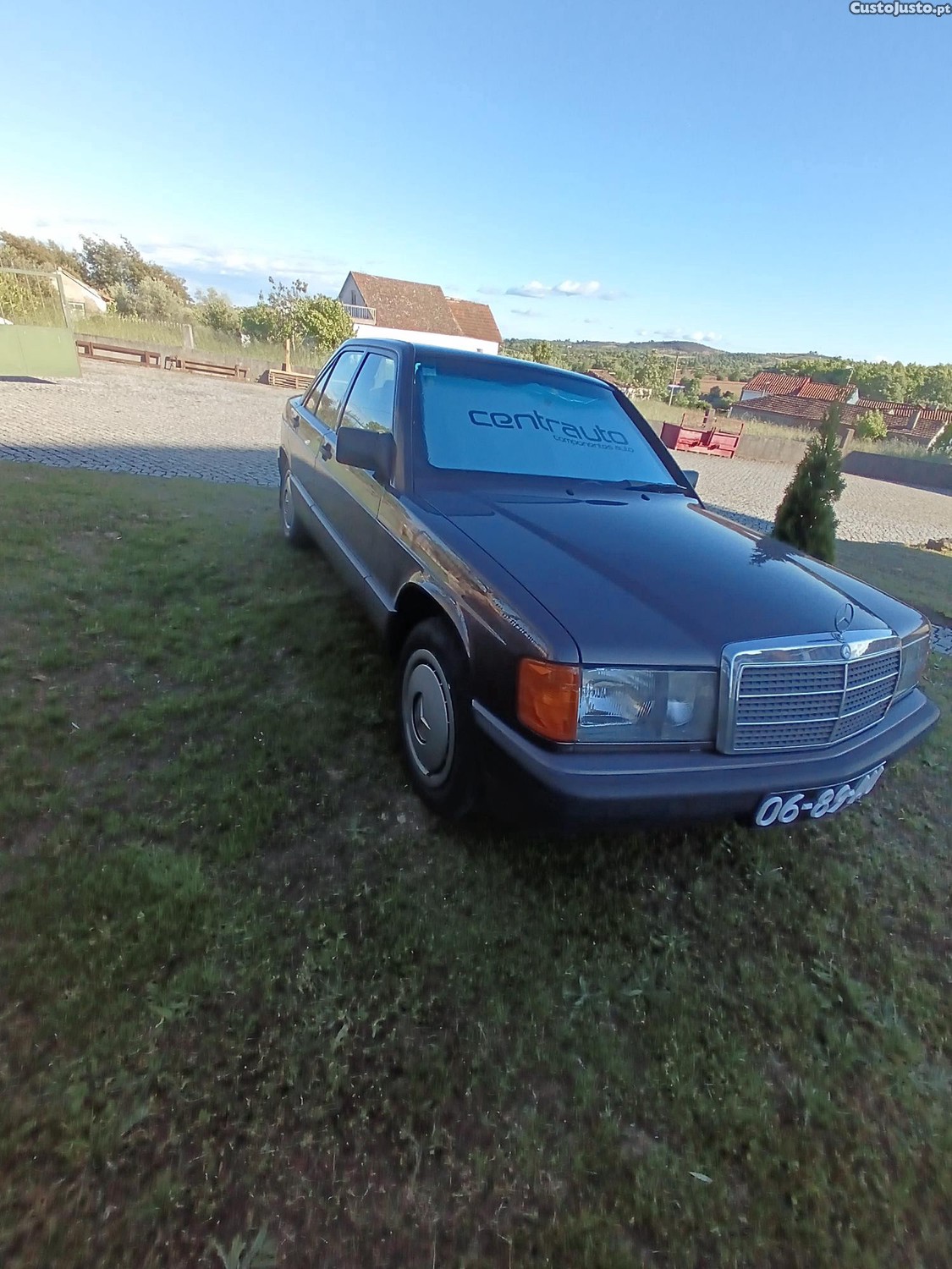 Mercedes-Benz 190 1.8 — fotografia 6