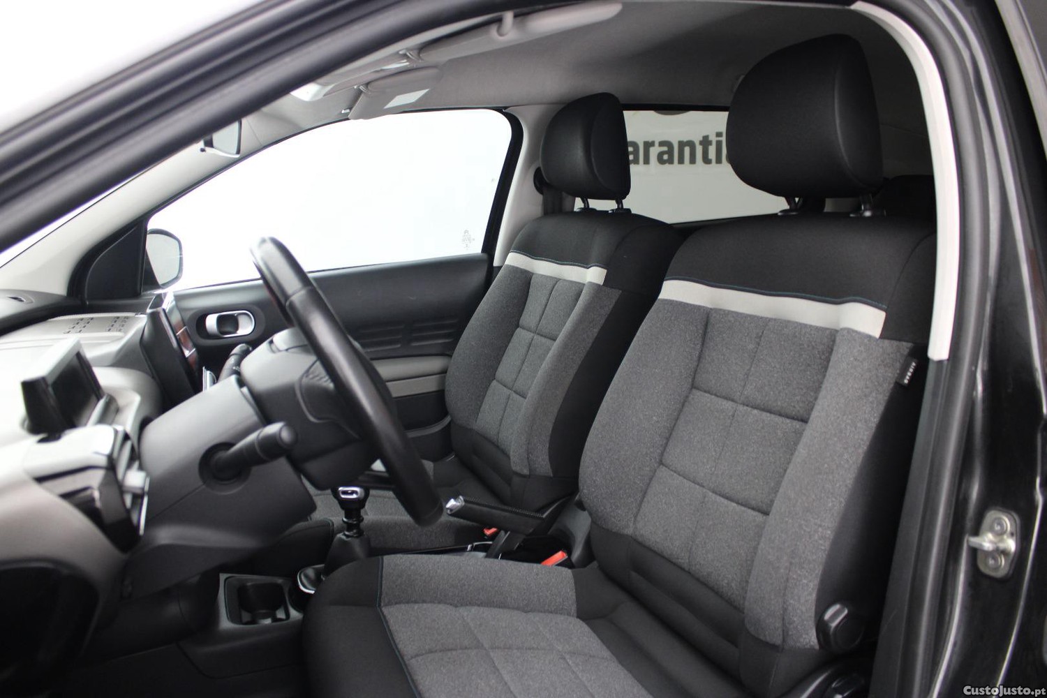 Citroën C4 CACTUS 1.2 THP — fotografia 5