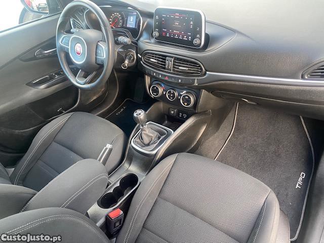 Fiat Tipo SW 1.6 M-JET Lounge 120 Cv — fotografia 4